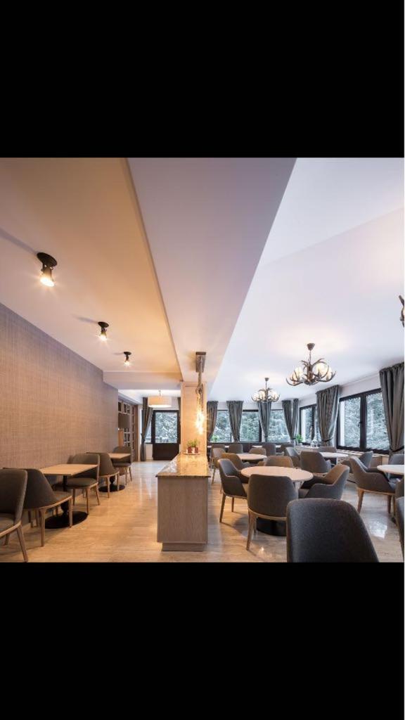 Chalet Alpina 모로에니 외부 사진
